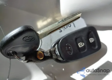 2017 Hyundai Accent Value Edition z USA, uszkodzony, nr VIN KMHCT4AE1HU369116